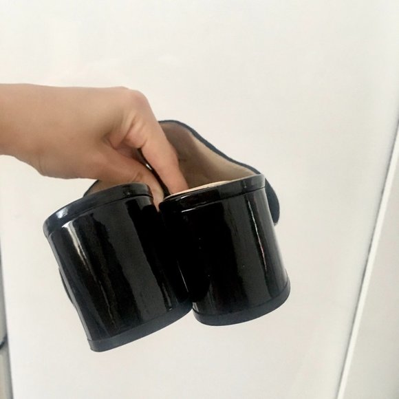 Karl Lagerfeld Paris Hettie Suede Mules sandal heels black 6 - Picture 11 of 15